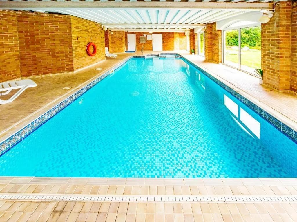 Indoor heated swimming pool at Crofton House Hotel